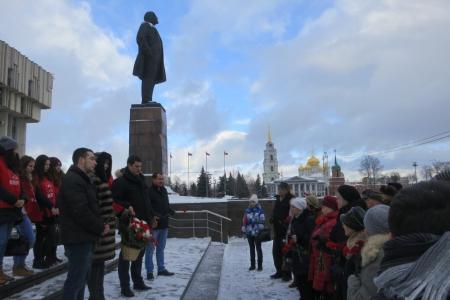 Несмотря на запреты и препоны местных властей, тульские коммунисты почтили память В.И. Ленина