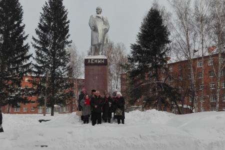 В Кемеровской области в день памяти Владимира Ильича Ленина прошли митинги, пикеты и возложения