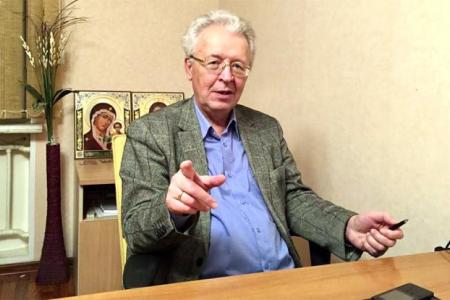 Профессор Валентин Катасонов о грядущем столкновении США и Китая: Если рухнет доллар, читайте «Апокалипсис»
