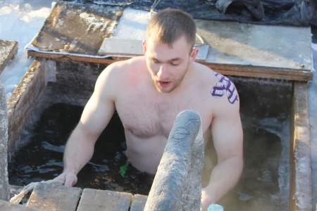 Амурская область. Актив Спортклуба КПРФ принял участие в крещенских купаниях на Амуре