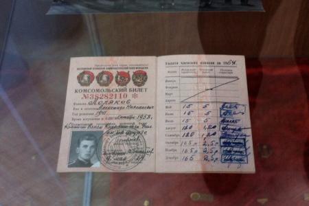 Комсомольцы Белгородской области поклонились подвигу героев, освободивших 74 года назад поселок Волоконовка от немецко-фашистских захватчиков