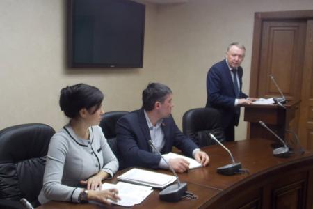 Алтайский край. Региональная власть услышала протест депутатов-коммунистов