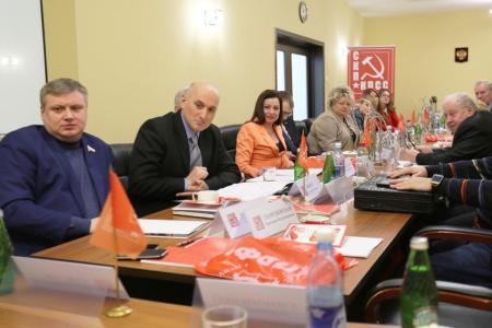 К.К. Тайсаев провел очередное заседание Секретариата Центрального Совета СКП-КПСС 