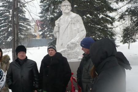Коммунисты Республики Алтай почтили память В.И. Ленина