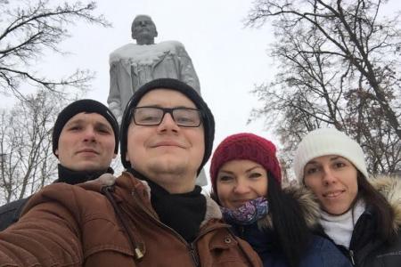 Белгородская область. В день памяти Вождя мирового пролетариата целый ряд комсомольцев пополнили ряды партии Ленина!