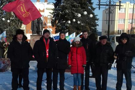 Белгородская область. Старооскольские комсомольцы приняли участие в праздновании дня освобождения поселка Чернянка