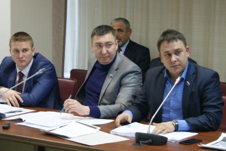 Ульяновская область. Депутаты-коммунисты подняли проблему некачественного питания в школьных и дошкольных учреждениях