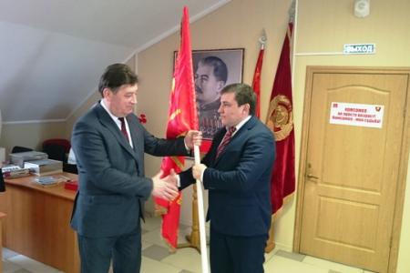 Лидер ставропольских коммунистов Виктор Гончаров: Мы продолжим использовать трибуну депутата для распространения идей КПРФ и укрепления её авторитета