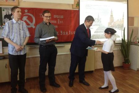 Белгородская область. Комсомольцы продолжают проведение памятных мероприятий, посвящённых 74-ой годовщине освобождения от немецко-фашистских захватчиков