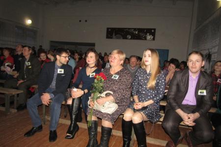 Курганская область. Коммунисты приняли участие в праздновании 120-летия – Глядянской средней школы