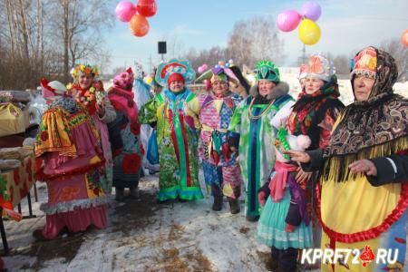 Коммунисты Тюменской области провели народные гуляния по случаю масленицы