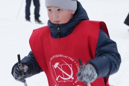 В Саратове прошла Красная лыжня КПРФ-2017