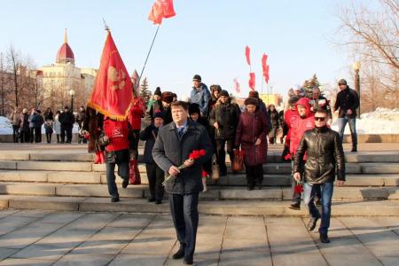 Челябинские коммунисты приняли участие в торжественной церемонии в честь Дня Советской Армии и Военно-Морского Флота