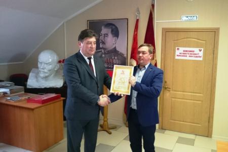 Лидер ставропольских коммунистов Виктор Гончаров: Мы продолжим использовать трибуну депутата для распространения идей КПРФ и укрепления её авторитета