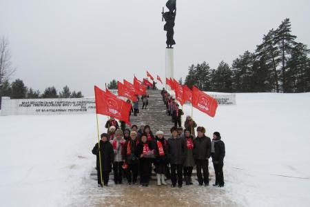 Ленинградская область. Коммунисты провели митинг у памятника «Партизанская Слава»