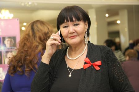 Якутия. Коммунисты провели большой торжественный вечер к 100-летию Великого Октября