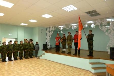 Коммунисты железнодорожного райкома Екатеринбурга в преддверии 23 февраля выступили в поселке Северка