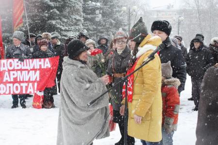 Слава Советской Красной Армии! Акция калужских коммунистов