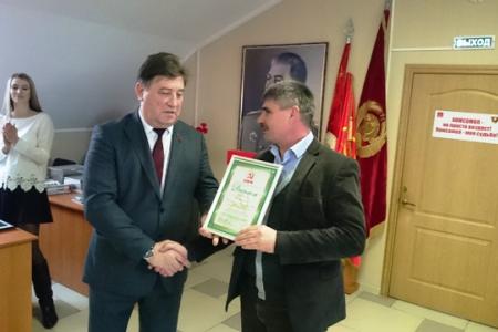 Лидер ставропольских коммунистов Виктор Гончаров: Мы продолжим использовать трибуну депутата для распространения идей КПРФ и укрепления её авторитета