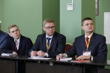Д.Г. Новиков открыл обучение 20-го потока слушателей в Центре политической учебы ЦК КПРФ