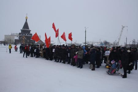 Массовой митинг КПРФ в Нарьян-Маре: Жители Ненецкого автономного округа потребовали отставки губернатора