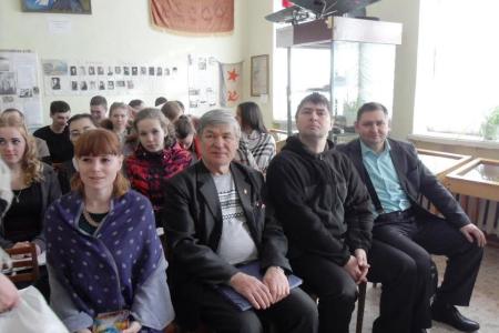 Курганская область. Коммунисты приняли участие в работе литературного клуба