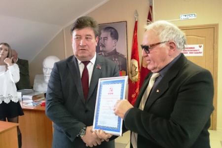 Лидер ставропольских коммунистов Виктор Гончаров: Мы продолжим использовать трибуну депутата для распространения идей КПРФ и укрепления её авторитета