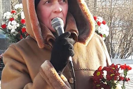 Ивановские коммунисты и сторонники КПРФ провели митинг и возложили цветы к памятнику М.В. Фрунзе