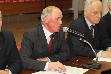 Нынешнему поколению коммунистов есть чему и у кого учиться. В Рязани состоялась научно-практическая конференция РУСО