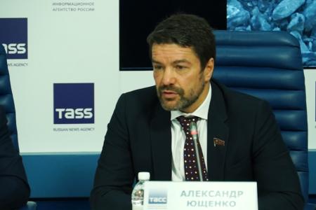Александр Ющенко поблагодарил российские СМИ за объективную оценку событий в Сирии. Видео