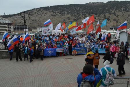 V Международный слет зимнего плавания прошел в Севастополе