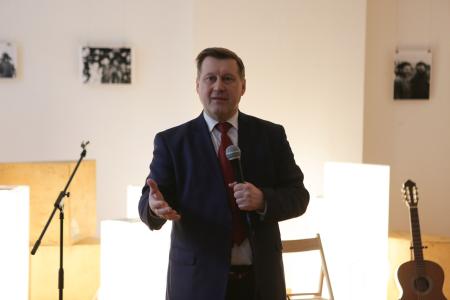 В Новосибирске открылась фотовыставка, посвященная Фиделю Кастро
