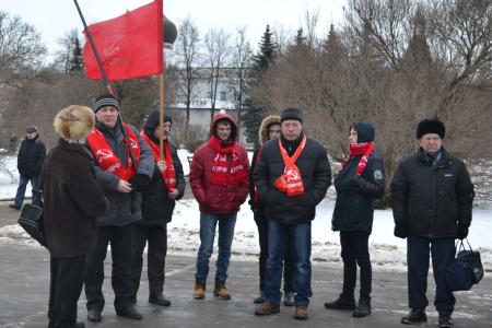Псков. КПРФ  за индексацию  зарплат бюджетников