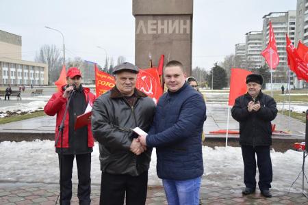 Волгоградская область. В Волжском отметили 99-ю годовщину образования Советской Армии и Военно-Морского Флота