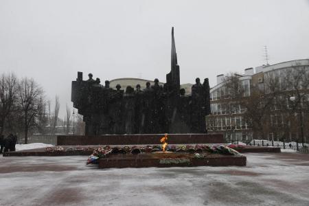 Народ и армия непобедимы! Акция воронежских коммунистов