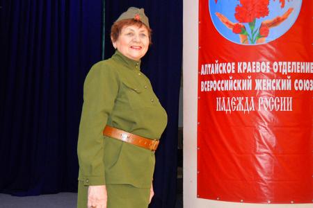 «И вновь продолжается бой!». Коммунисты в Барнауле провели концерт, посвященный 100-летию Великого Октября