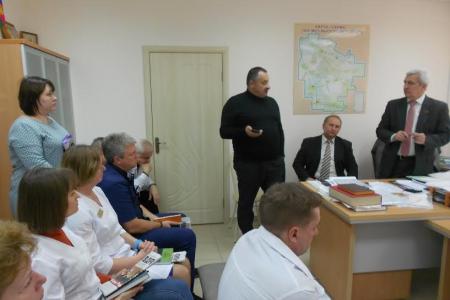 Краснодарский край. Рабочая поездка депутата-коммуниста Николая Осадчего в станицу Выселки 