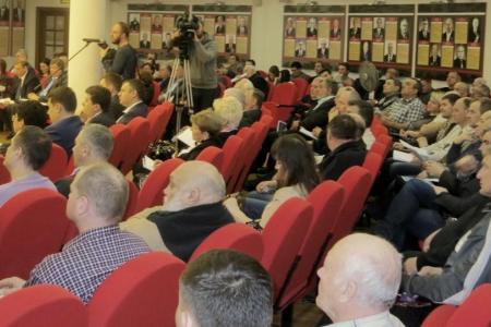 Олег Лебедев выступил на форуме пчеловодов в Тульской области