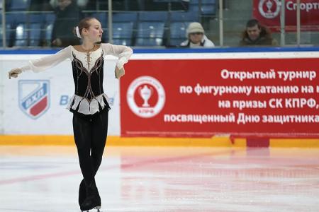 Большой турнир по фигурному катанию спортклуба КПРФ