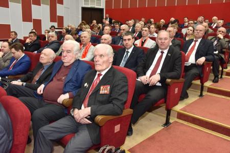 В Подмосковье завершил работу XIII (мартовский) совместный пленум ЦК и ЦКРК КПРФ