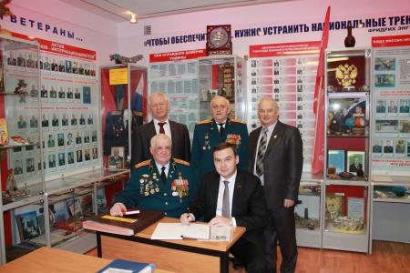 Юрий Афонин рассказал смоленским студентам, как КПРФ отстаивает интересы молодежи