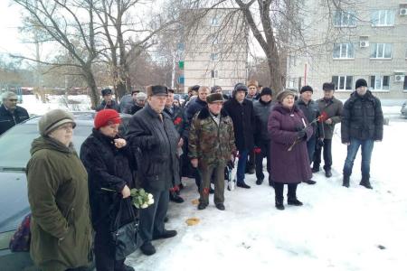 Пензенские коммунисты почтили память Виктора Илюхина в день его рождения