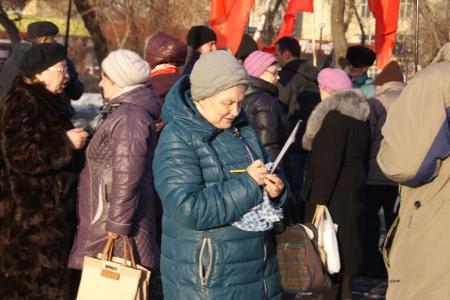 Красноярск. Толоконский, в отставку!