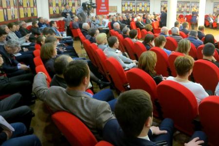 Олег Лебедев выступил на форуме пчеловодов в Тульской области