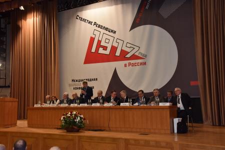 Г.А. Зюганов пригласил преподавателей и студентов МГУ отметить 100-летие Великой Октябрьской социалистической революции