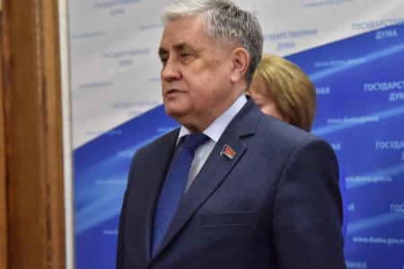 «Регионы все глубже и глубже падают в долговую пропасть». В.А. Ганзя и В.С. Шурчанов выступили в преддверии пленарного заседания в Госдуме