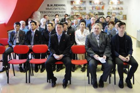 В Амурском обкоме КПРФ отметили предстоящее 105-летие со дня рождения основателя северокорейского государства Ким Ир Сена