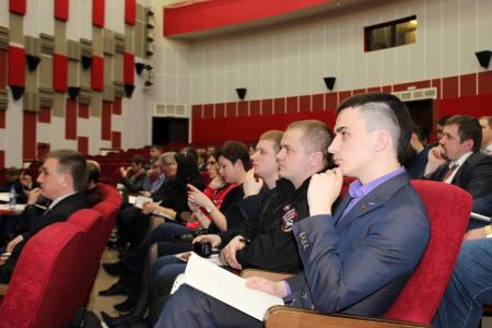 Ленинский комсомол рассмотрел вопрос о работе с пионерами и школьниками