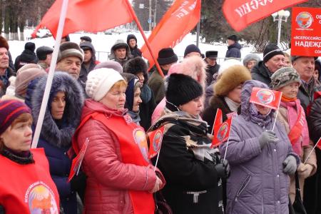 В преддверии 8 марта женщины Чувашии провели митинг