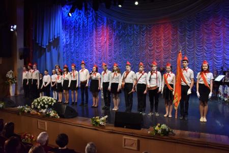 Г.А. Зюганов: «Женщина выносила под сердцем весь род человеческий»